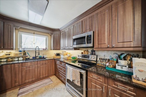 8 Judith Crescent, Brampton, ON 