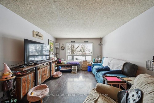 8 Judith Crescent, Brampton, ON 