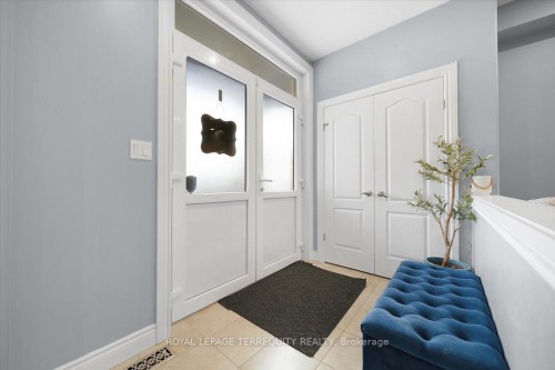 131 Maple Bush Drive, Cambridge, ON - Indoor Photo Showing Other Room