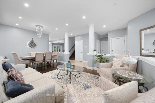 131 Maple Bush Drive, Cambridge, ON - Indoor Photo Showing Living Room