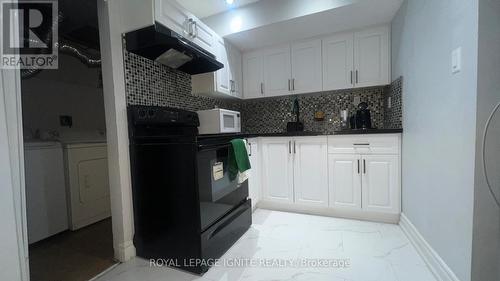 Bsmt - 172 Wright Crescent, Ajax, ON - Indoor Photo Showing Kitchen
