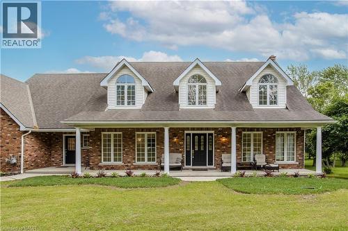 331 Lanark Street, Caledonia, ON - Outdoor With Deck Patio Veranda With Facade