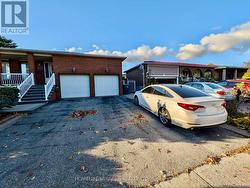 515 LOUIS DRIVE  Mississauga, ON L5B 2N3