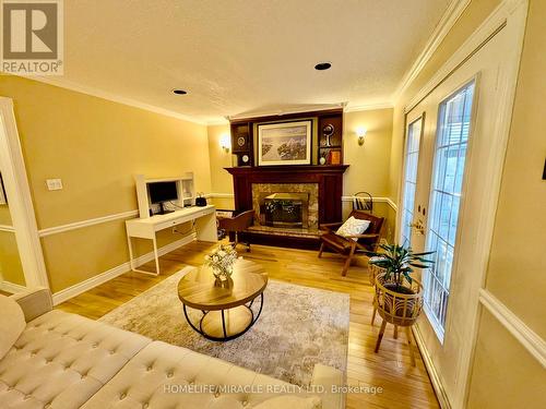 515 Louis Drive, Mississauga, ON - Indoor Photo Showing Living Room With Fireplace