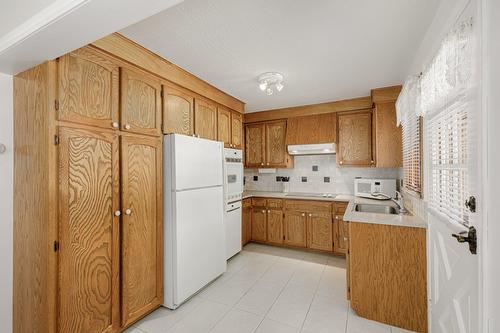 Kitchen - 180 Rue Labonté, Rosemère, QC - Indoor Photo Showing Kitchen
