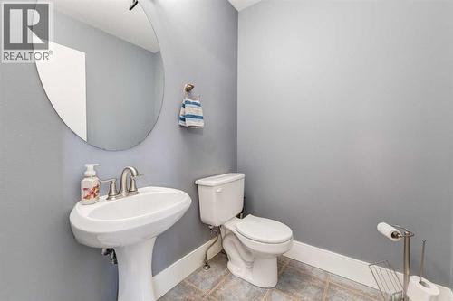5248 Martin Crossing Drive Ne, Calgary, AB - Indoor Photo Showing Bathroom