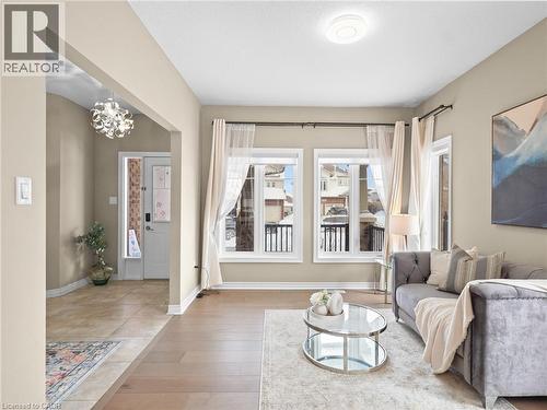 906 Audrey Place, Kitchener, ON - Indoor Photo Showing Living Room