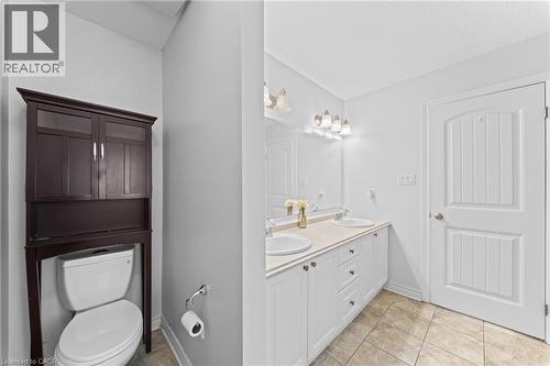 906 Audrey Place, Kitchener, ON - Indoor Photo Showing Bathroom