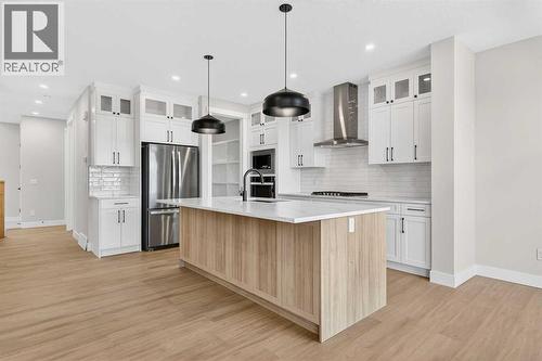 180 Wildrose Drive, Strathmore, AB - Indoor Photo Showing Kitchen With Upgraded Kitchen