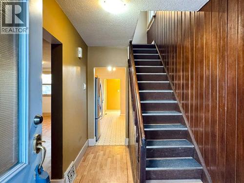 Entrance - 718 10 Street S, Lethbridge, AB - Indoor Photo Showing Other Room