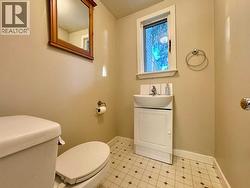 2-pc Bathroom - 