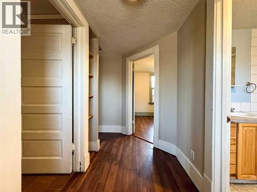 2nd Floor - 718 10 Street S, Lethbridge, AB - Indoor Photo Showing Other Room