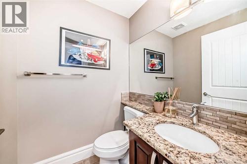 115 Wentworth Hill Sw, Calgary, AB - Indoor Photo Showing Bathroom