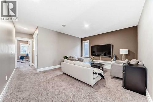 115 Wentworth Hill Sw, Calgary, AB - Indoor