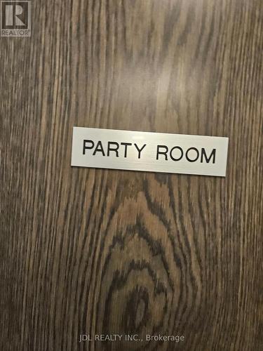 2112 - 5180 Yonge Street, Toronto, ON -  Photo Showing Other Room