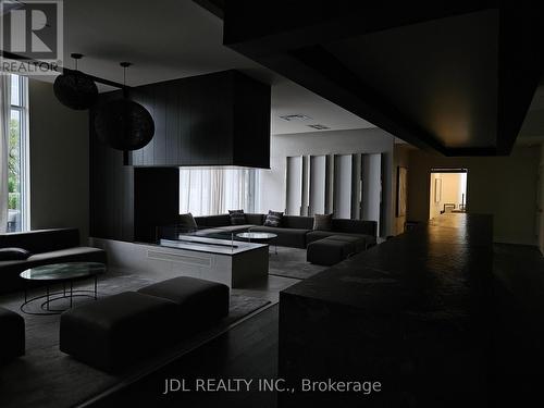 2112 - 5180 Yonge Street, Toronto, ON -  With Exterior