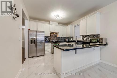 9 Natronia Trail, Brampton, ON - Indoor Photo Showing Kitchen