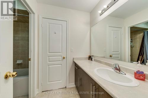 9 Natronia Trail, Brampton, ON - Indoor Photo Showing Bathroom