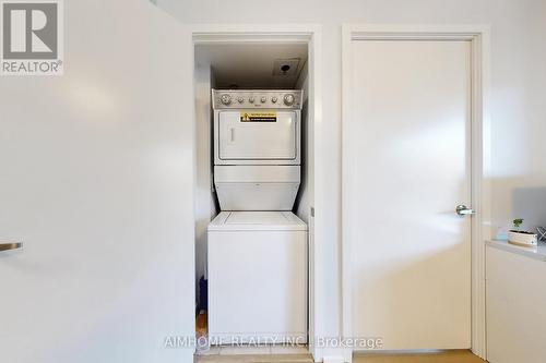 311 - 1420 Dupont Street, Toronto, ON - Indoor Photo Showing Laundry Room