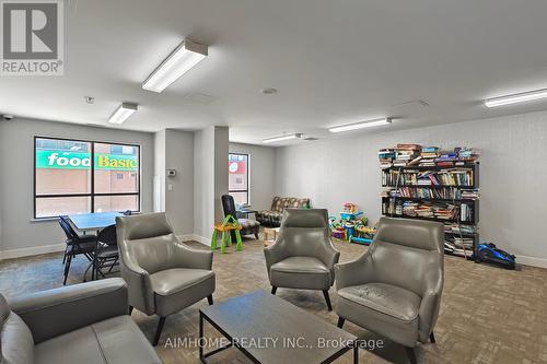 311 - 1420 Dupont Street, Toronto, ON - Indoor