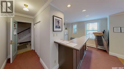 212 2305 Victoria Avenue, Regina, SK - Indoor Photo Showing Other Room