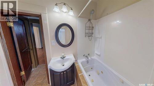1138 Princess Street, Regina, SK - Indoor Photo Showing Bathroom