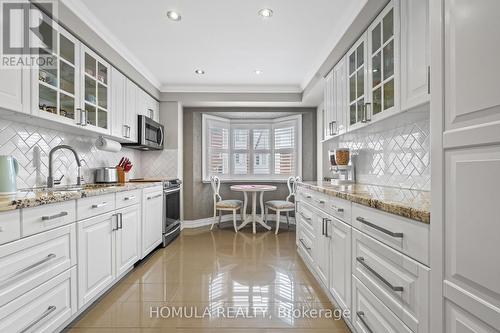 5 - 211 Woodbridge Avenue, Vaughan, ON - Indoor Photo Showing Kitchen With Upgraded Kitchen