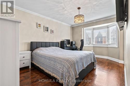 5 - 211 Woodbridge Avenue, Vaughan, ON - Indoor Photo Showing Bedroom