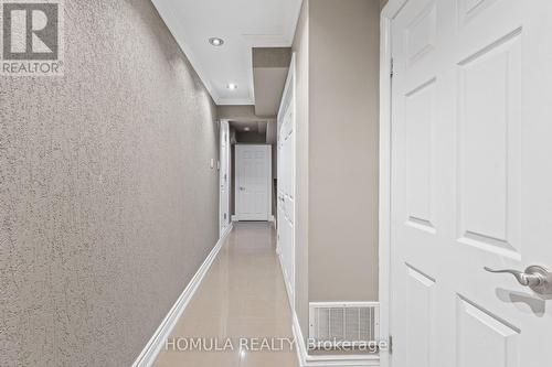 5 - 211 Woodbridge Avenue, Vaughan, ON - 