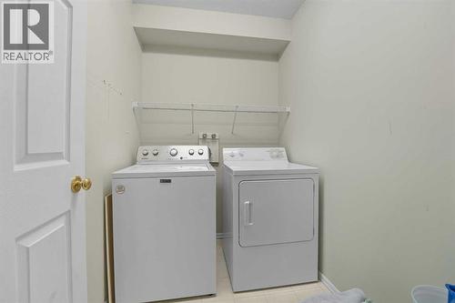 208, 6118 53 Avenue, Red Deer, AB - Indoor Photo Showing Laundry Room