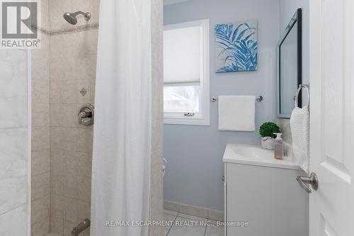 2448 Wilson Street W, Hamilton, ON - Indoor Photo Showing Bathroom