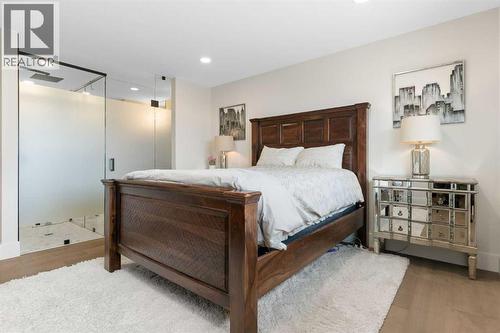 9936 Maplecreek Drive Se, Calgary, AB - Indoor Photo Showing Bedroom