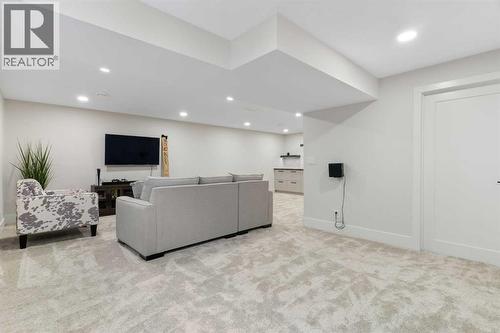 9936 Maplecreek Drive Se, Calgary, AB - Indoor