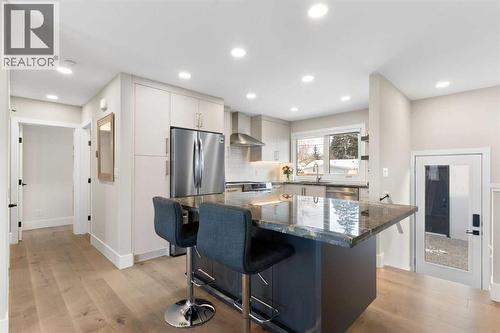 9936 Maplecreek Drive Se, Calgary, AB - Indoor Photo Showing Kitchen With Upgraded Kitchen