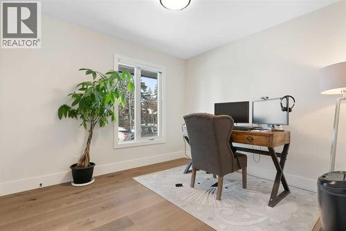 9936 Maplecreek Drive Se, Calgary, AB - Indoor Photo Showing Office