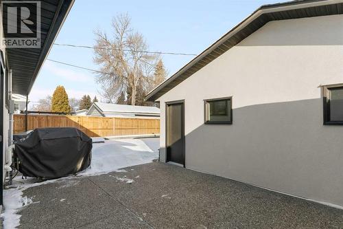 9936 Maplecreek Drive Se, Calgary, AB - Outdoor With Exterior