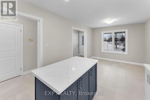 8329 Atack Court, Niagara Falls (Ascot), ON - Indoor Photo Showing Other Room