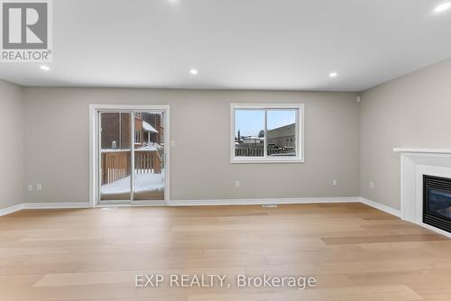 8329 Atack Court, Niagara Falls (Ascot), ON - Indoor With Fireplace