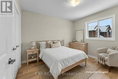 8329 Atack Court, Niagara Falls (Ascot), ON - Indoor Photo Showing Bedroom
