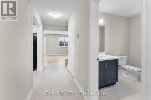 8329 Atack Court, Niagara Falls (Ascot), ON - Indoor