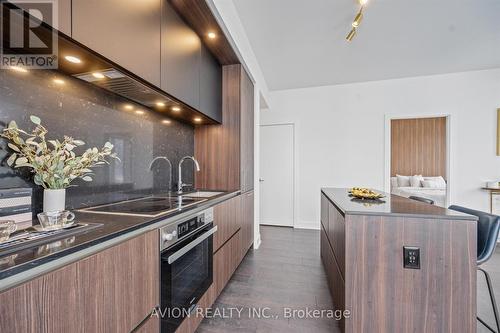 3408 - 15 Mercer Street, Toronto, ON - Indoor Photo Showing Kitchen