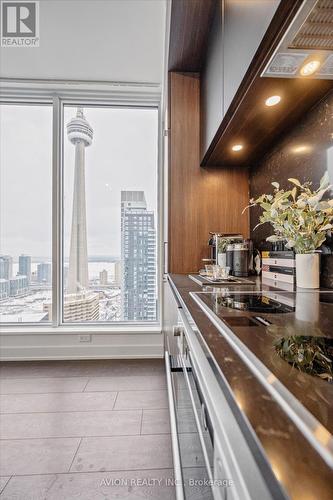 3408 - 15 Mercer Street, Toronto, ON - Indoor Photo Showing Kitchen