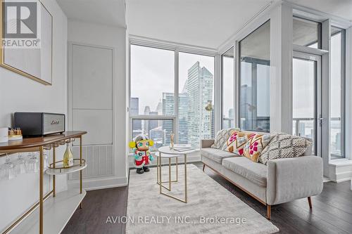 3408 - 15 Mercer Street, Toronto, ON - Indoor Photo Showing Living Room