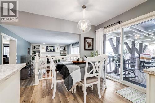 327 Millview Place Sw, Calgary, AB - Indoor Photo Showing Dining Room