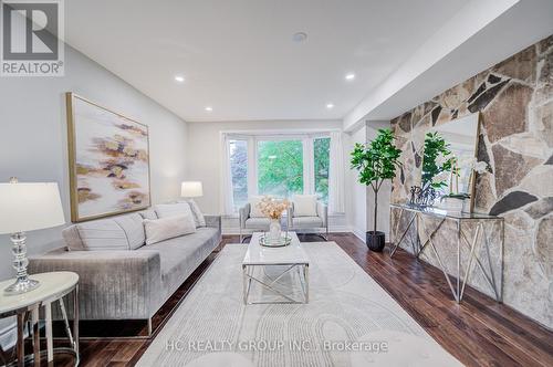 23 Boarhill Drive, Toronto, ON - Indoor Photo Showing Living Room
