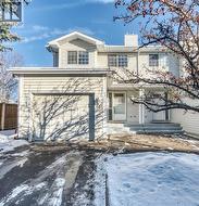 626 Hawkstone Manor NW  Calgary, AB T3G 3X2