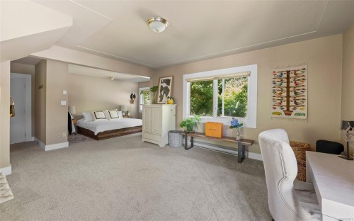 2895 Lansdowne Rd, Oak Bay, BC 