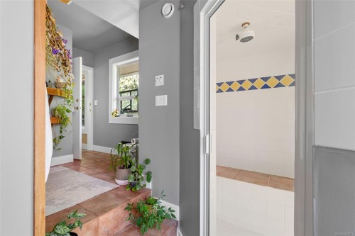 2895 Lansdowne Rd, Oak Bay, BC 