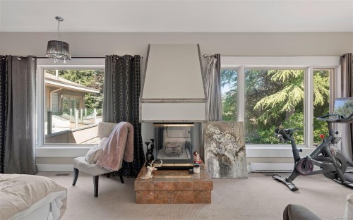 2895 Lansdowne Rd, Oak Bay, BC 