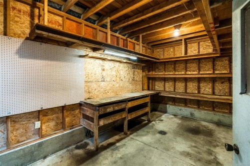 8335 Youbou Rd, Lake Cowichan, BC 